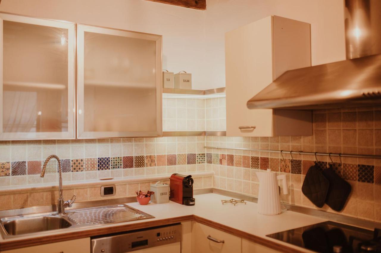 Casa Sgarzarie Exclusive Apartment Верона Екстер'єр фото